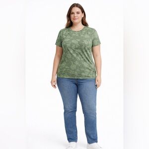 🌙 B115 Penningtons Green Floral Tee